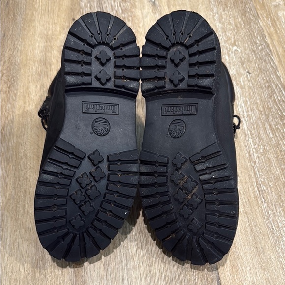 Timberland Size 5 Black Ankle Boots with Padded Collar - Picture 12 of 12